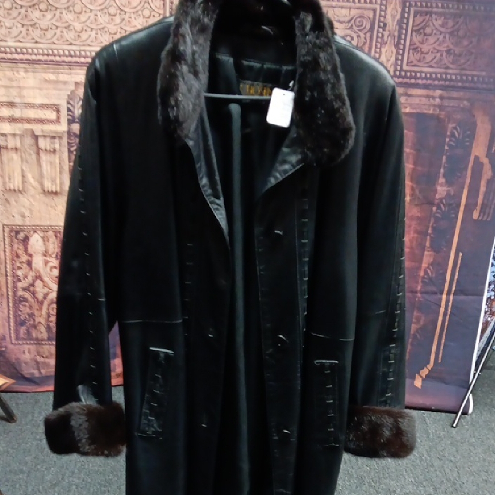 Women’s Classic Black Trench Coat with Fur Accents